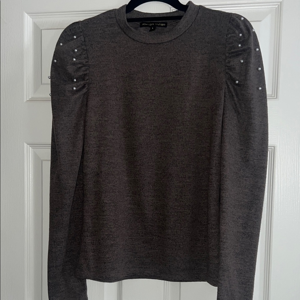 Women's Heather Maroon Top with Pearl Accents Long Sleeve Size L